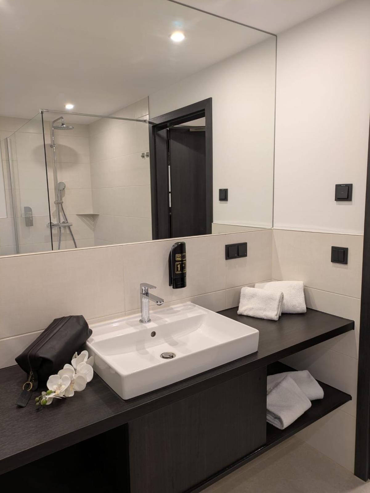 Seehotel Ecktannen Waren  Ngoại thất bức ảnh