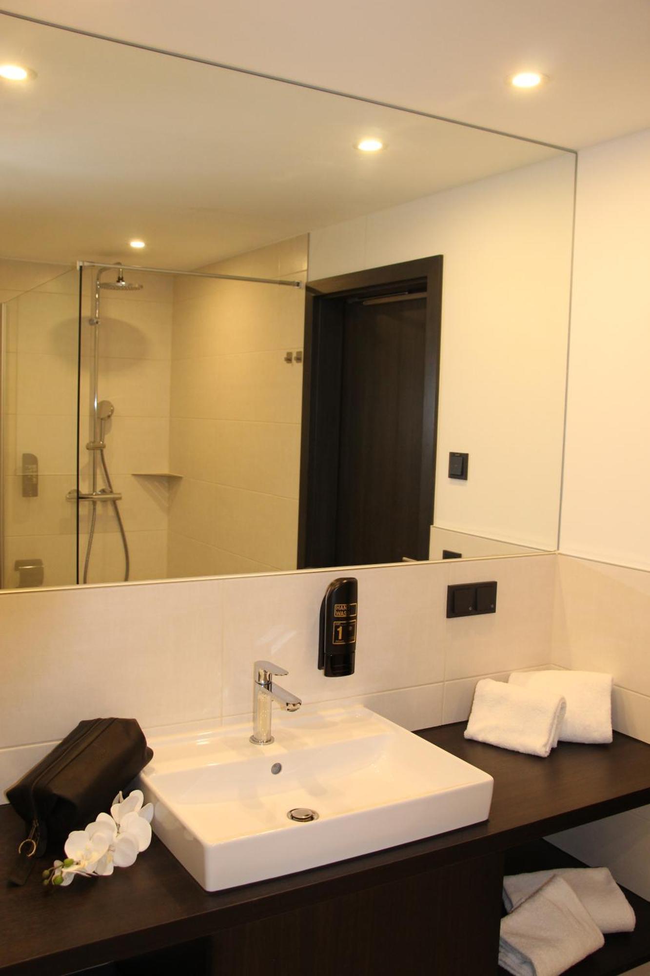 Seehotel Ecktannen Waren  Ngoại thất bức ảnh