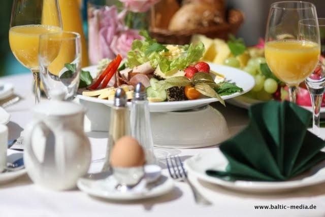 Seehotel Ecktannen Waren  Ngoại thất bức ảnh